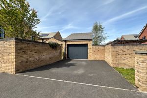 Garage/Parking- click for photo gallery